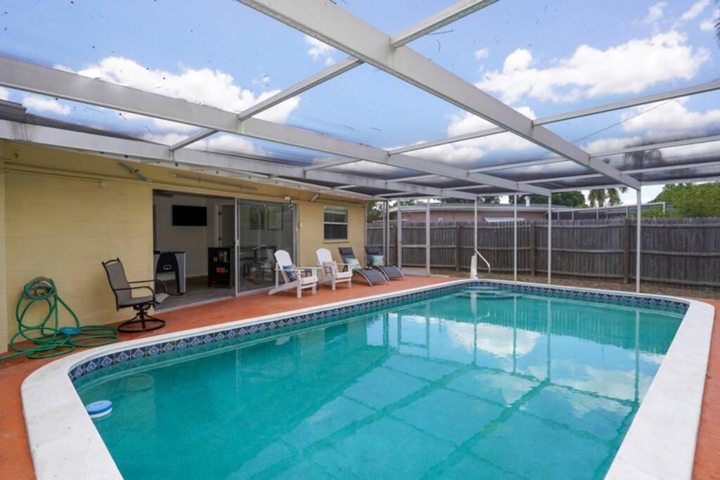 Pool Home - Close To Beaches, Food, Downtown! Sarasota Buitenkant foto